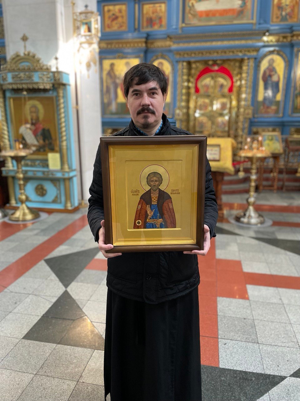 В храме появилась икона святого Олега Брянского с частицей мощей