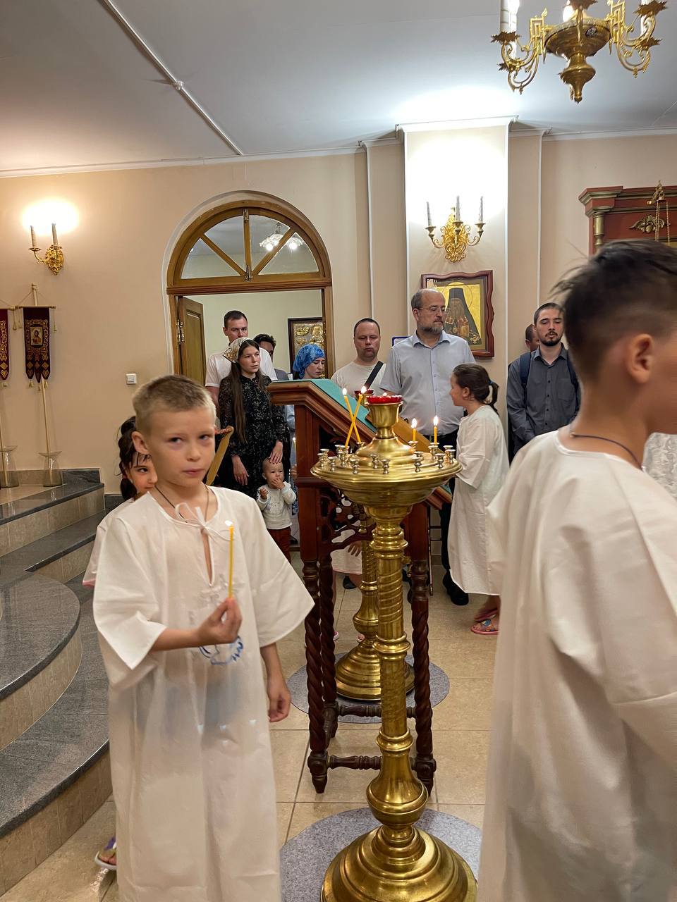 Прихожане Успенского храма стали крестными для детей из детского дома